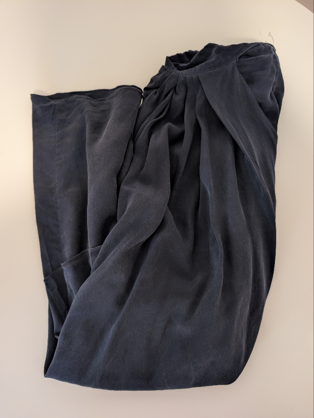 Jacqueline Ferrar Size 8 Navy Blue Wrap 100% Silk Skirt